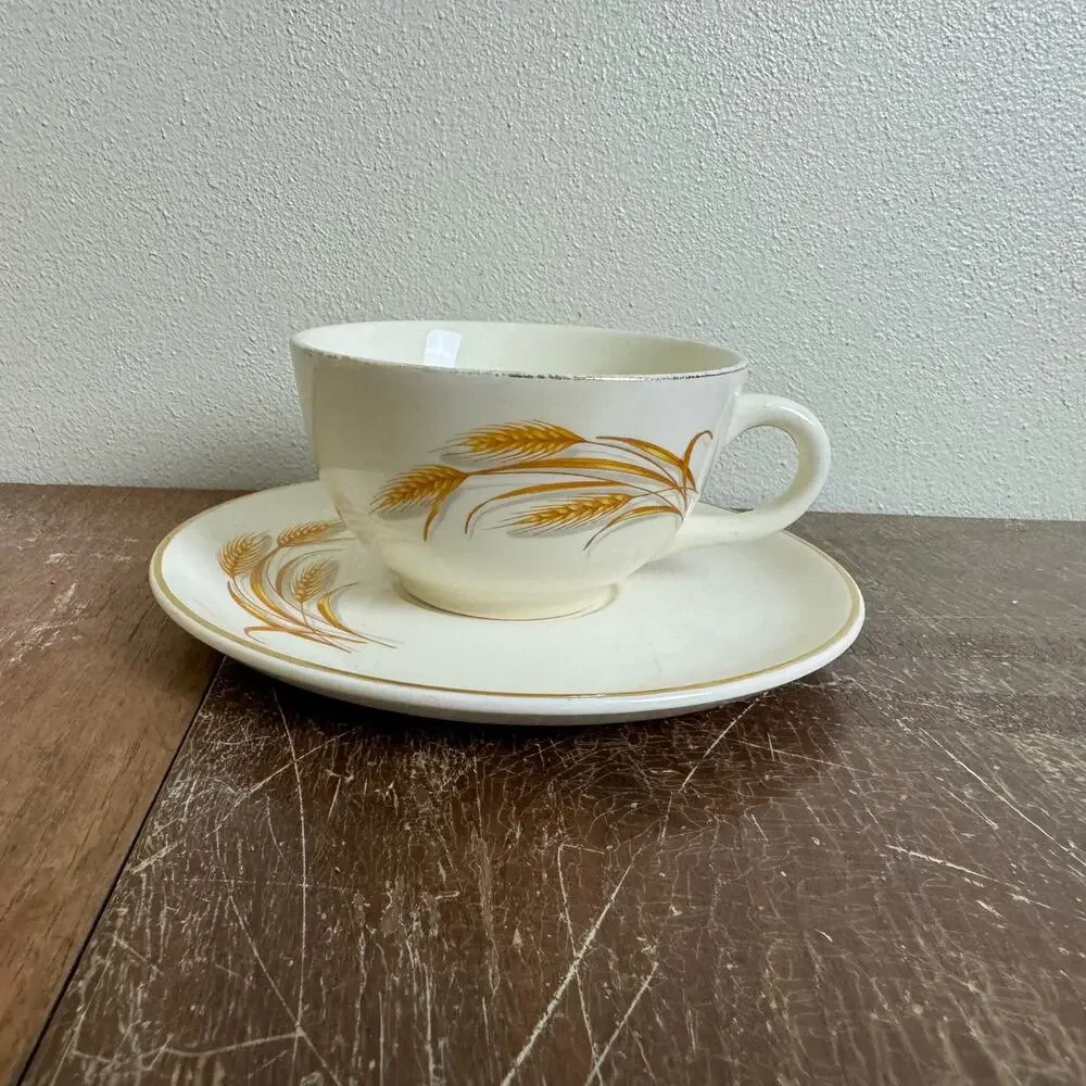 Homer Laughlin‎ Golden Wheat VINTAGE 24K Gold Accent Tea cup & saucer